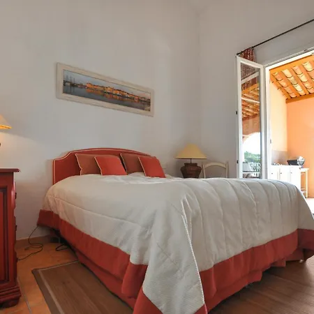 3 Bedroom Amazing In Holiday home