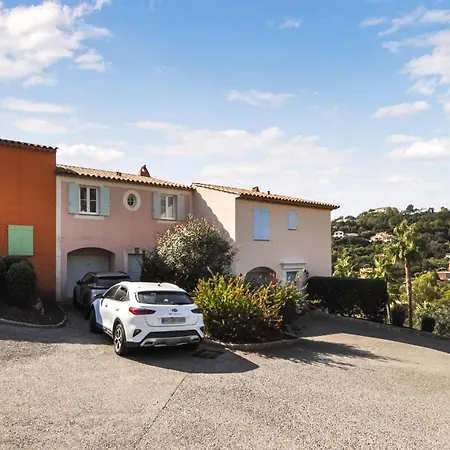3 Bedroom Amazing In Roquebrune-sur-Argens