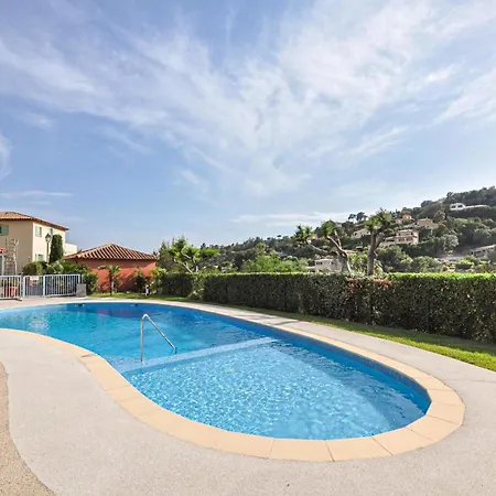 3 Bedroom Amazing In Roquebrune-sur-Argens